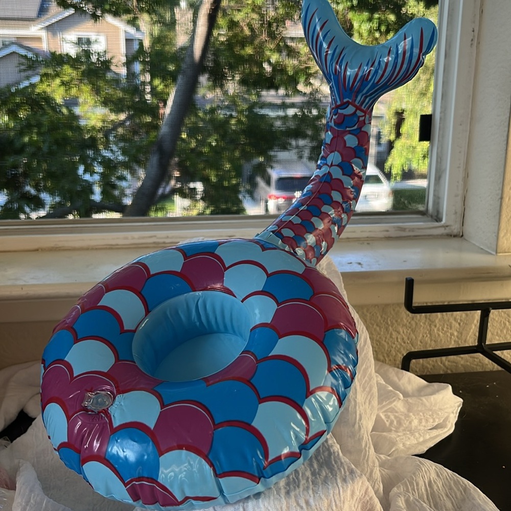 Mermaid Tail Inflatable Labubu floaty, -Blue / Purple nwot. (Doll not included) - Picture 3 of 3